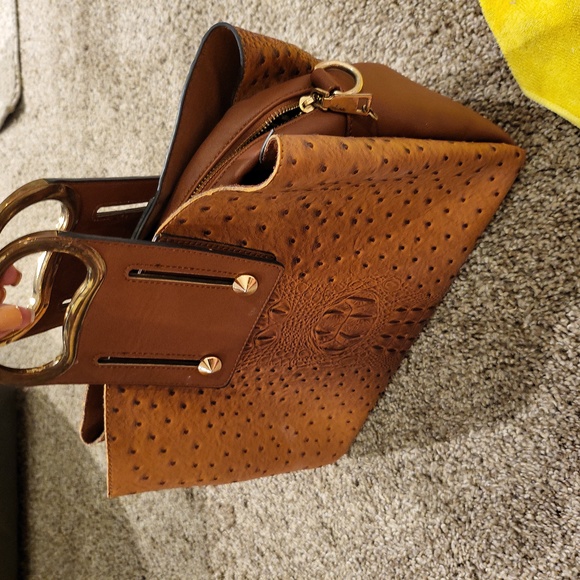 Purse ostrich print multi pockets and zippers, cute and classy - Picture 2 of 4